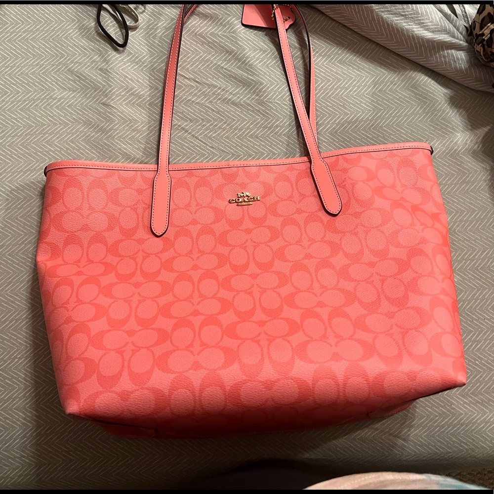 ❌SOLD❌ PINK LEMONADE 💖 COACH CITY TOTE & WALLET SET